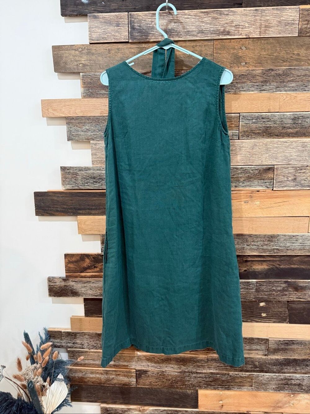 Linenfox Nida dress linen pocket back v-neck belt emerald green size XS